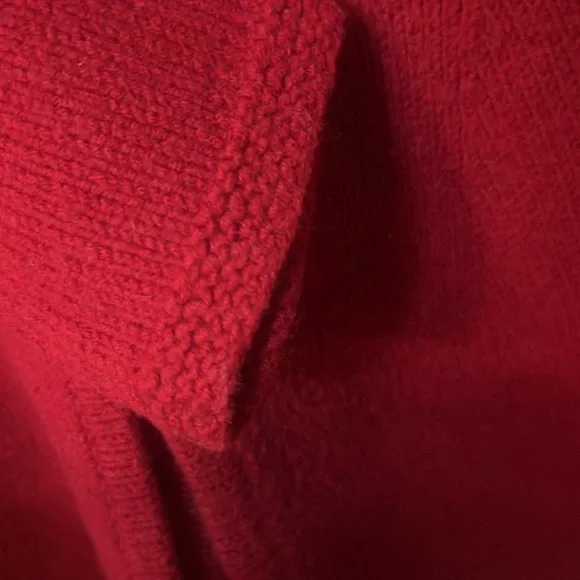 Nine west red sweater one button down. size S Cardigan style romantic - Picture 6 of 9